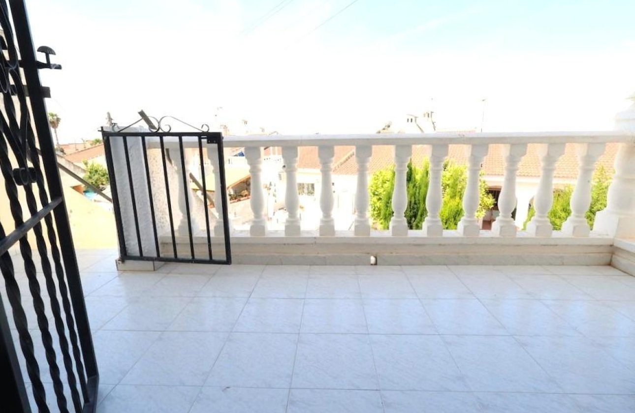 Resale - Bungalow - Torrevieja - La Siesta - El Salado - Torreta