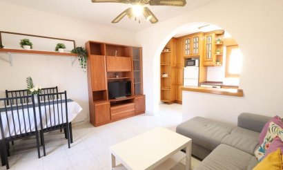 Resale - Bungalow - Torrevieja - La Siesta - El Salado - Torreta