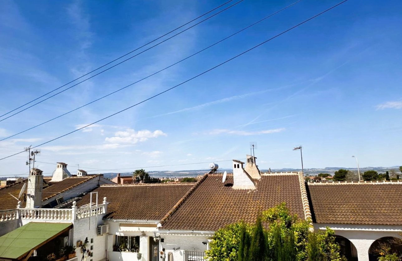Resale - Bungalow - Torrevieja - La Siesta - El Salado - Torreta
