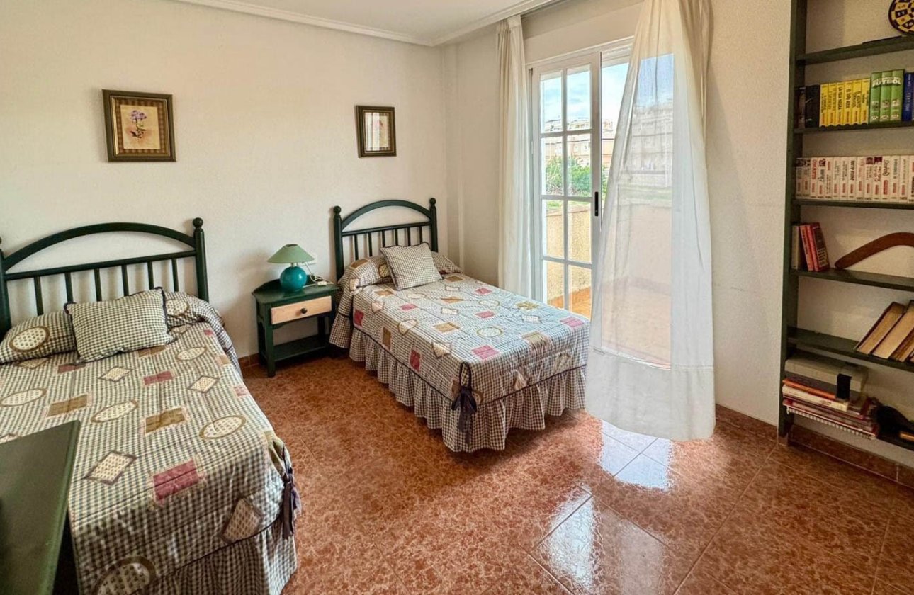 Reventa - Villa - Orihuela Costa - Los Altos