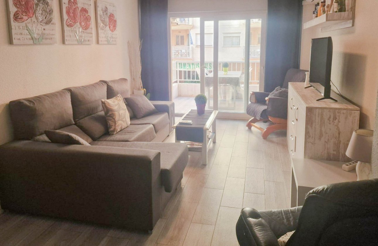 Resale - Apartment / flat - Torrevieja - Playa del Cura