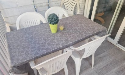 Resale - Apartment / flat - Torrevieja - Playa del Cura