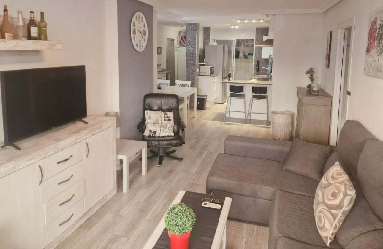 Resale - Apartment / flat - Torrevieja - Playa del Cura