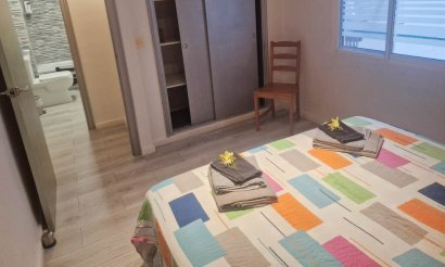 Resale - Apartment / flat - Torrevieja - Playa del Cura