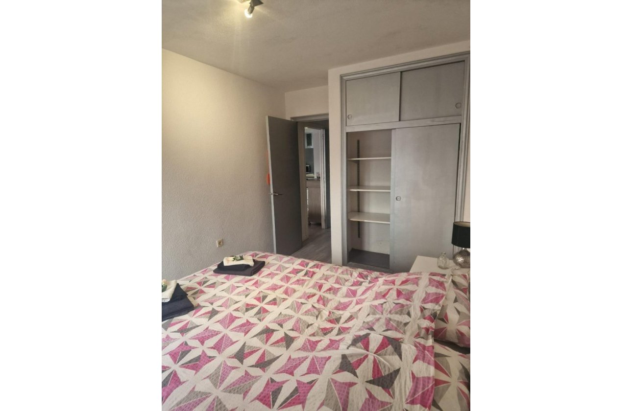 Resale - Apartment / flat - Torrevieja - Playa del Cura