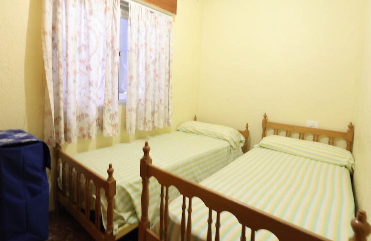 Resale - Apartment / flat - Torrevieja - Playa del Acequión
