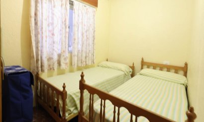 Resale - Apartment / flat - Torrevieja - Playa del Acequión