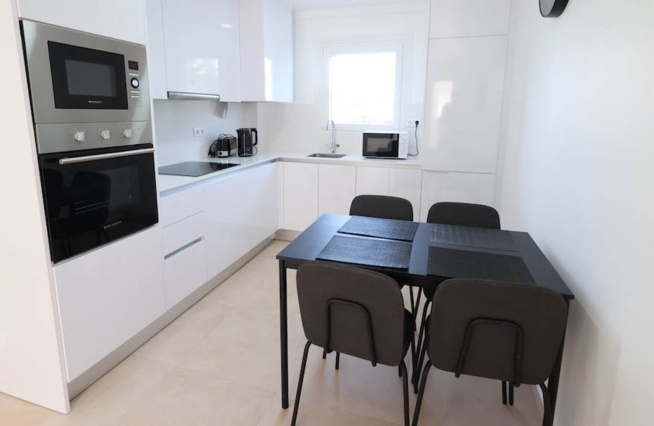 Resale - Bungalow - Orihuela Costa - La Zenia