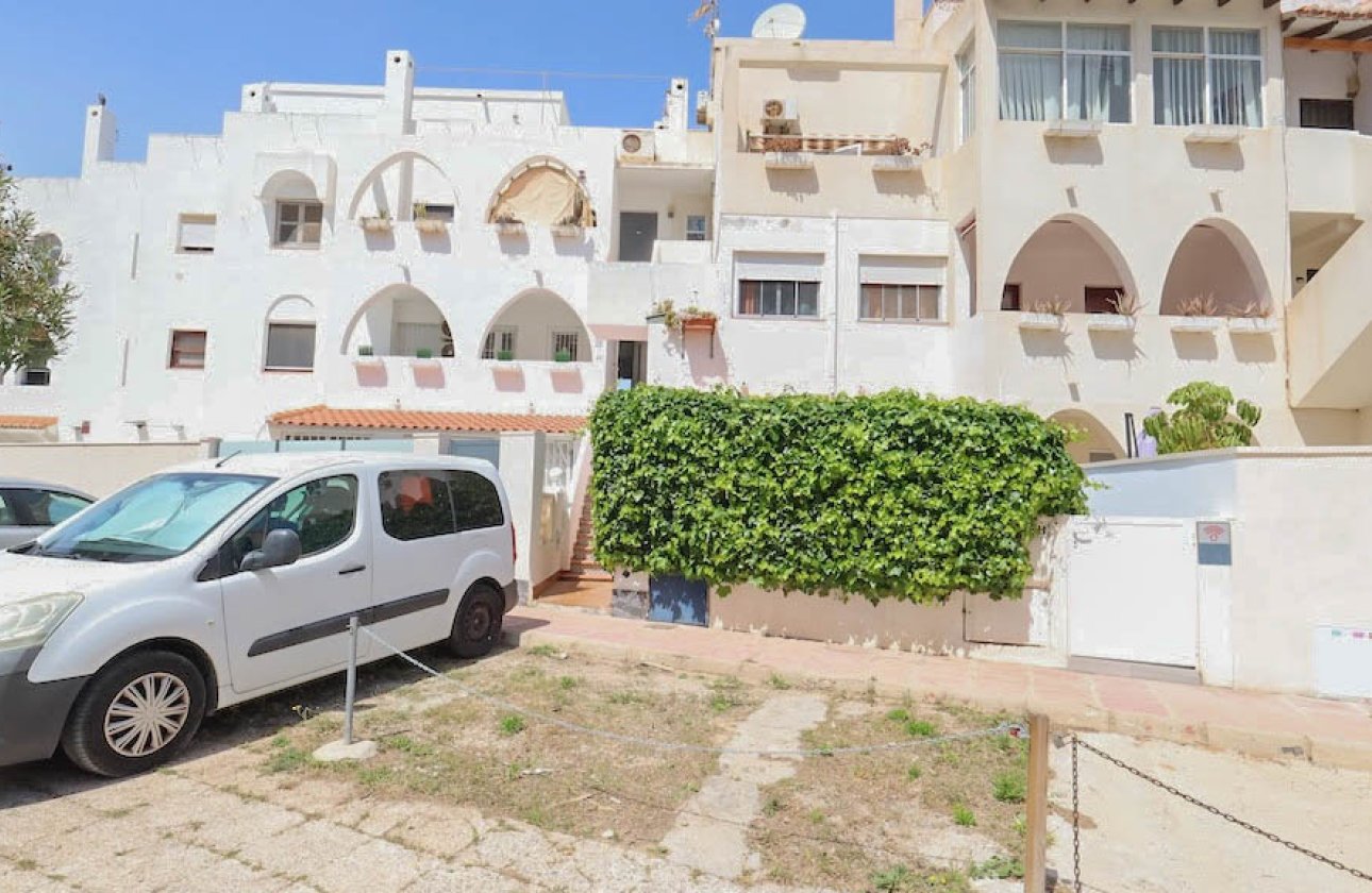 Resale - Bungalow - Orihuela Costa - La Zenia