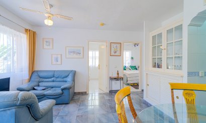 Resale - Villa - Los Altos