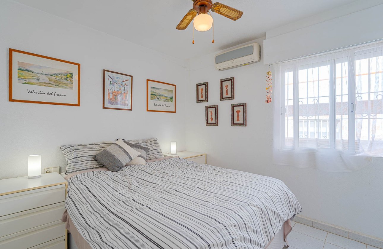 Resale - Villa - Los Altos