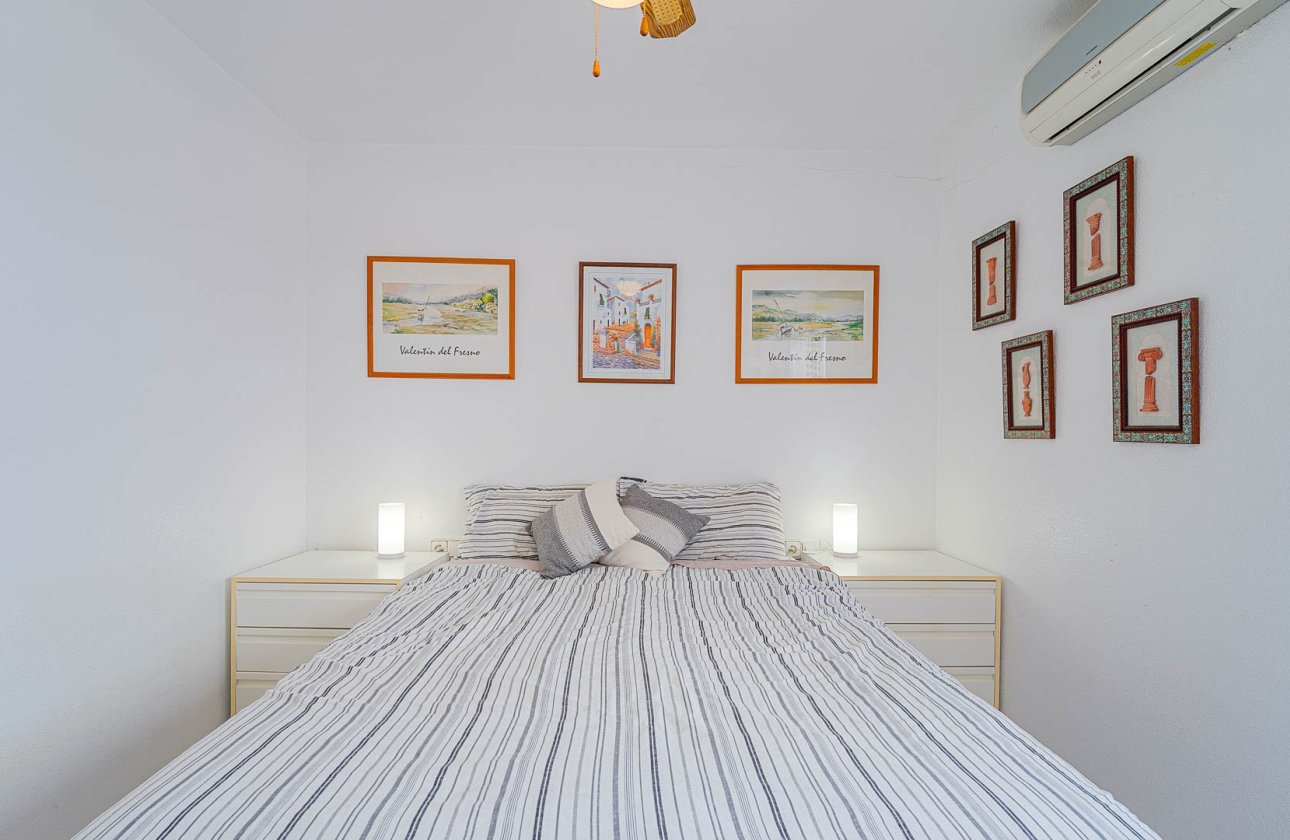 Resale - Villa - Los Altos
