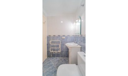 Resale - Villa - Los Altos