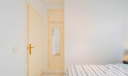 Resale - Villa - Los Altos
