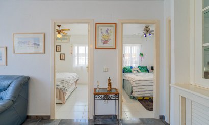 Resale - Villa - Los Altos