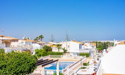 Resale - Villa - Los Altos