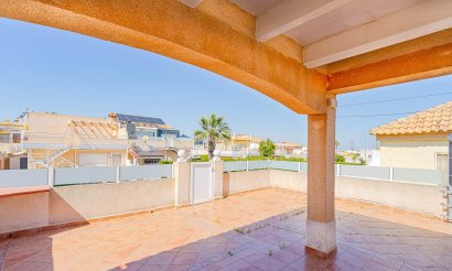 Resale - Villa - Los Altos