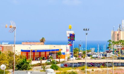 Resale - Townhouse - Torrevieja - Punta Prima