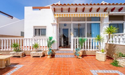 Resale - Townhouse - Torrevieja - Punta Prima