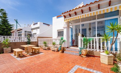 Resale - Townhouse - Torrevieja - Punta Prima