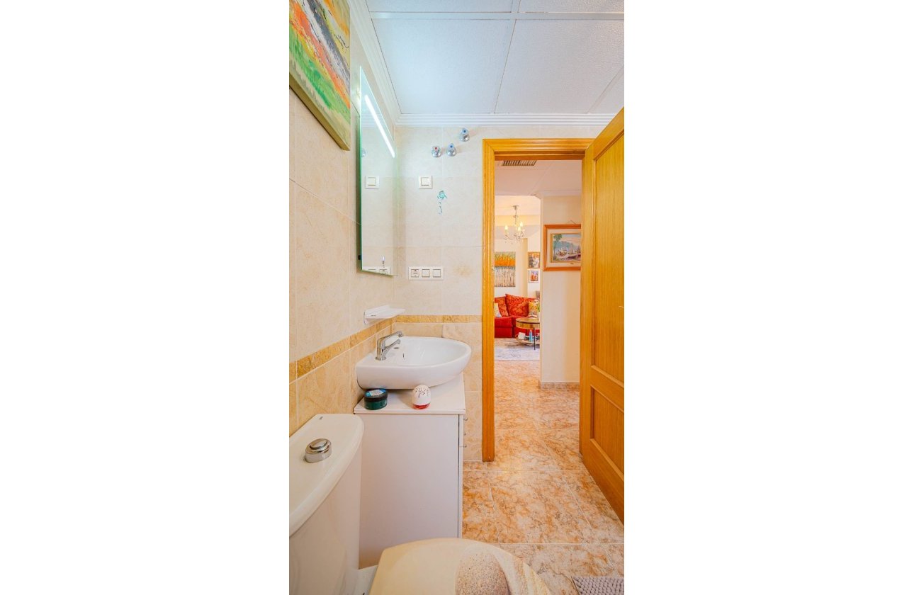 Resale - Townhouse - Torrevieja - Punta Prima