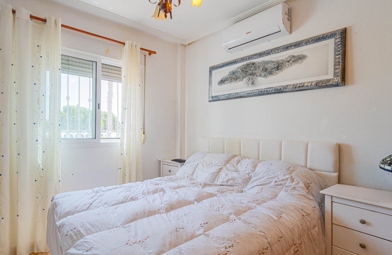 Resale - Townhouse - Torrevieja - Punta Prima