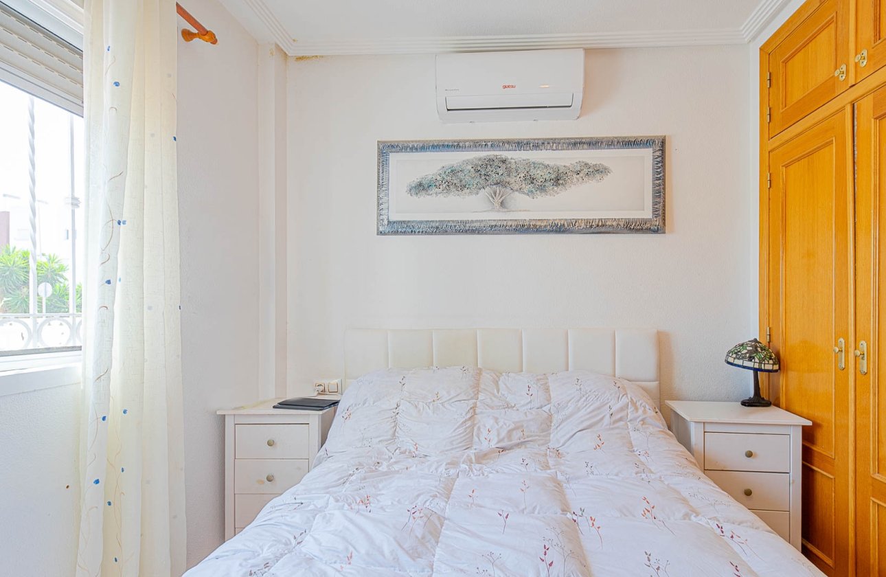 Resale - Townhouse - Torrevieja - Punta Prima