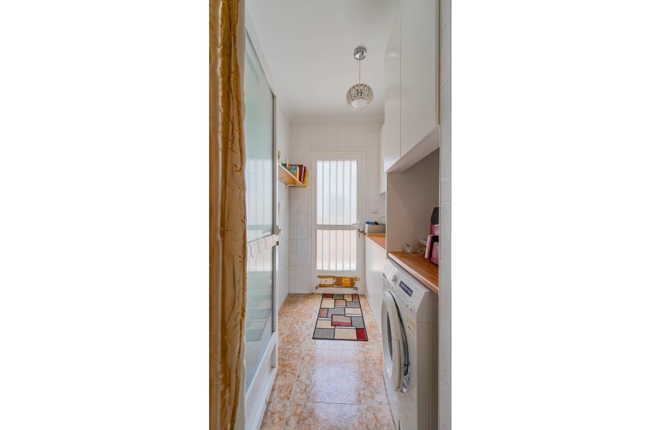 Resale - Townhouse - Torrevieja - Punta Prima