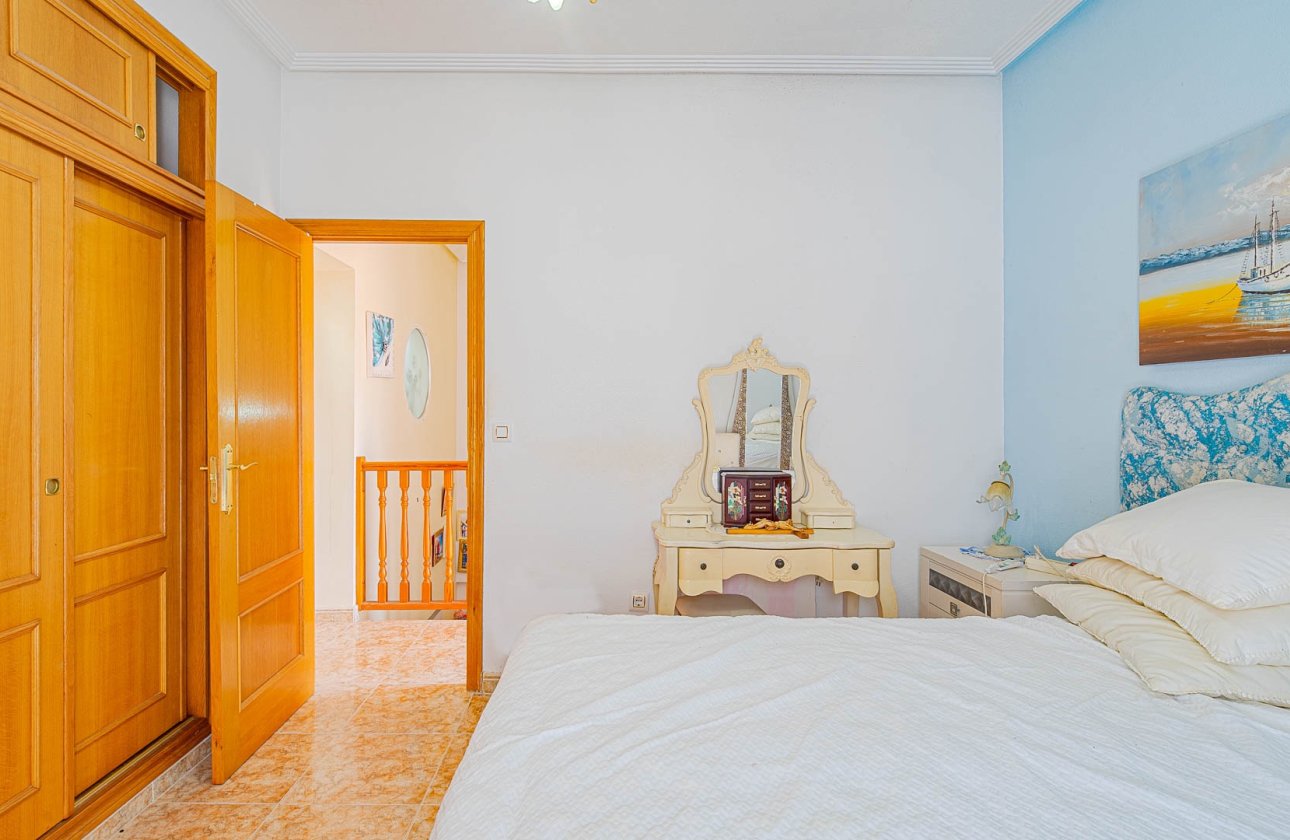Resale - Townhouse - Torrevieja - Punta Prima