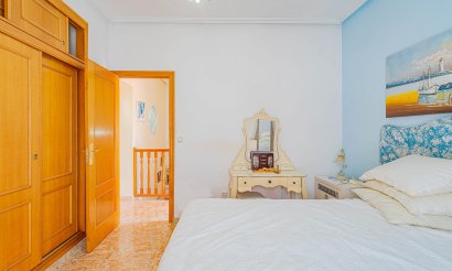 Resale - Townhouse - Torrevieja - Punta Prima