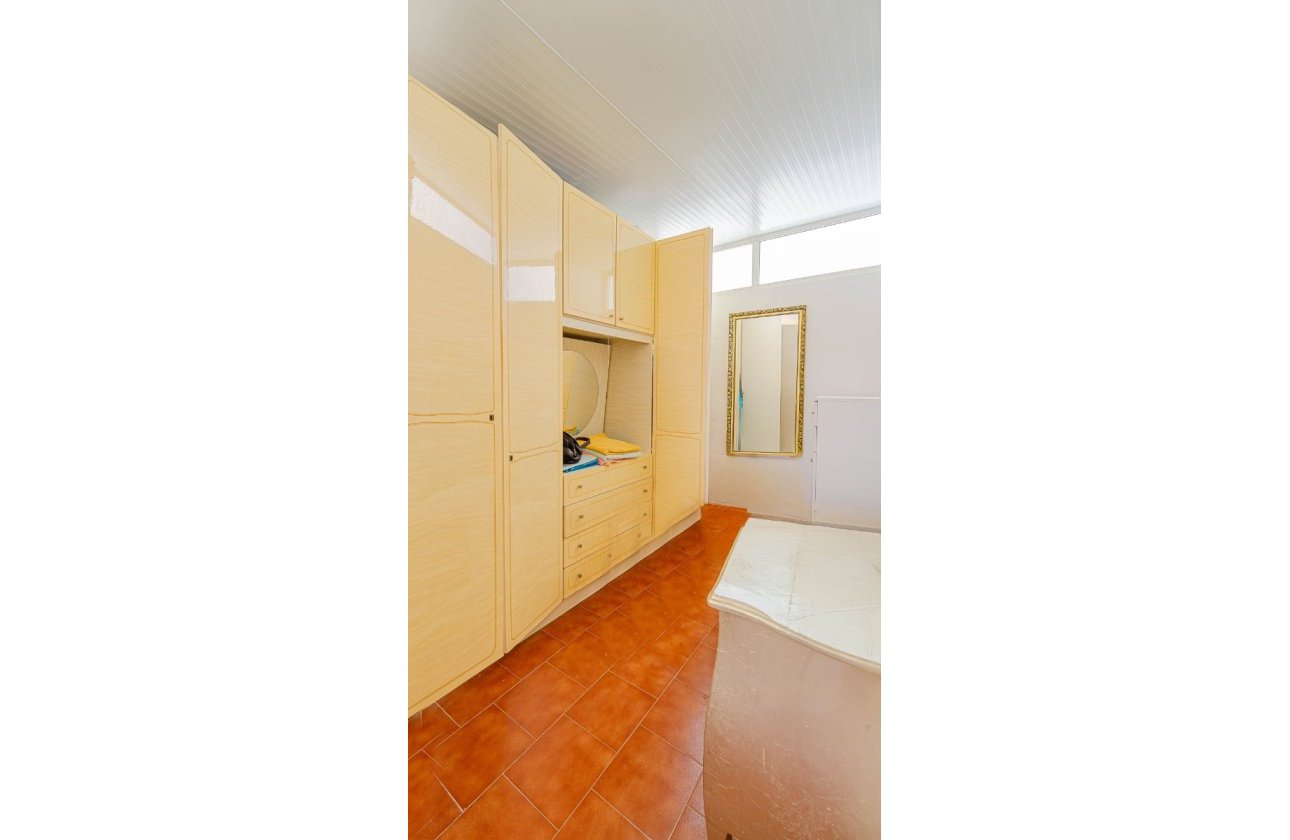 Resale - Townhouse - Torrevieja - Punta Prima