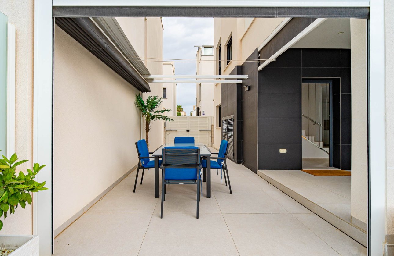 Reventa - Villa - Punta Prima