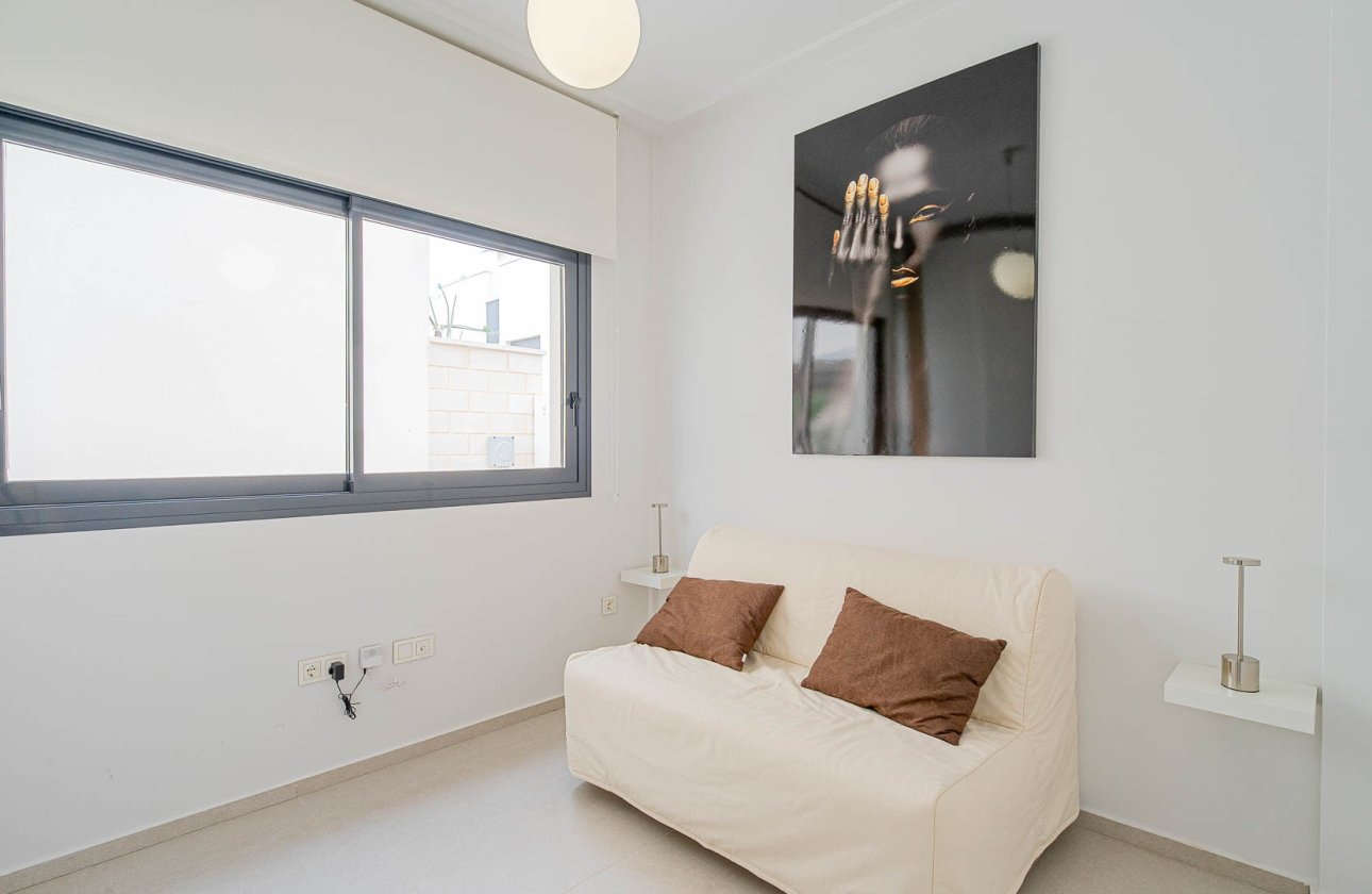 Reventa - Villa - Punta Prima