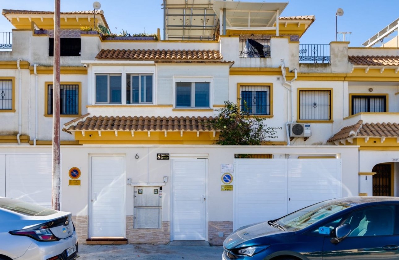Reventa - Adosado - Torrevieja