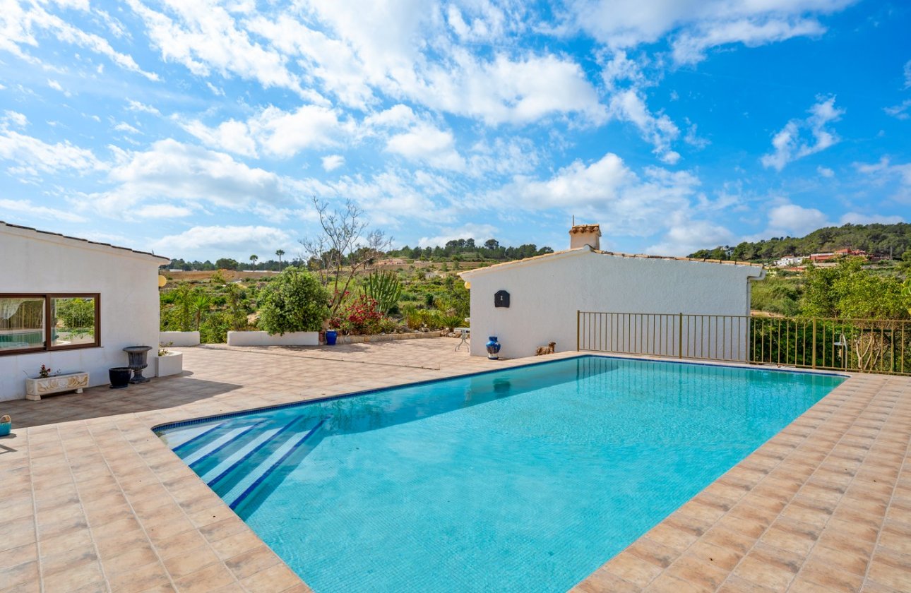 Resale - Villa - La Nucía