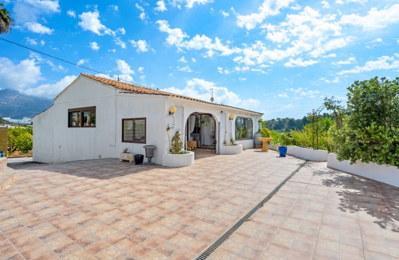 Resale - Villa - La Nucía