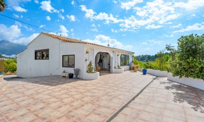 Resale - Villa - La Nucía