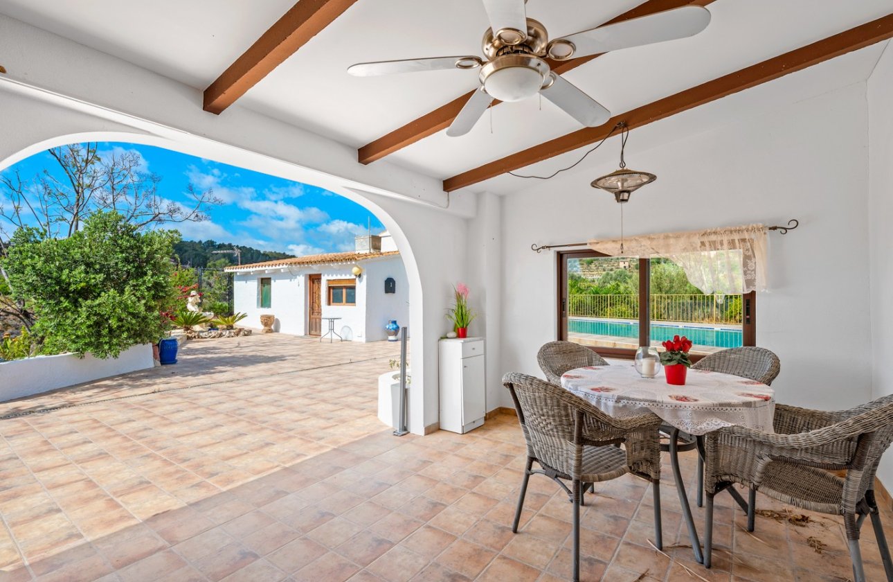 Resale - Villa - La Nucía