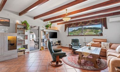 Resale - Villa - La Nucía