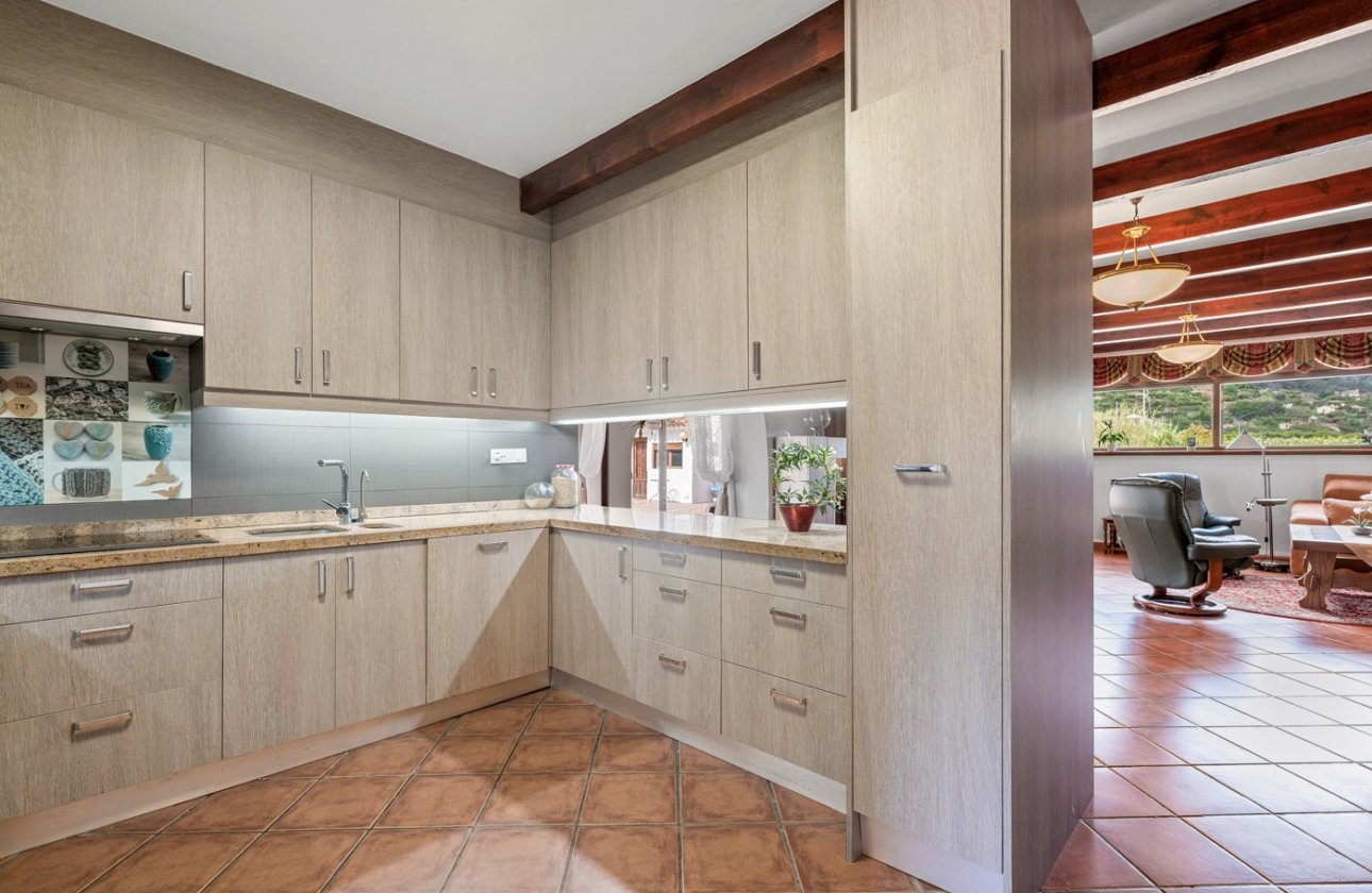 Resale - Villa - La Nucía