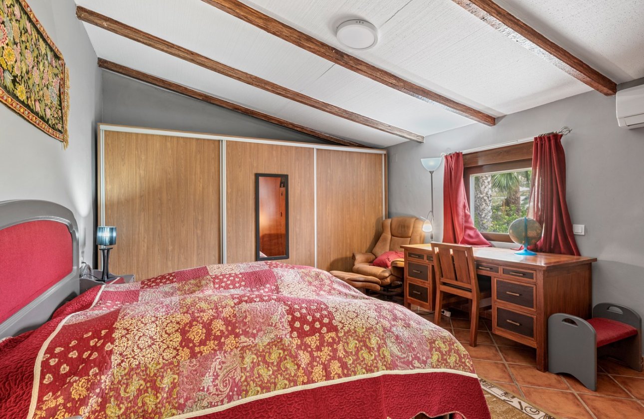 Resale - Villa - La Nucía