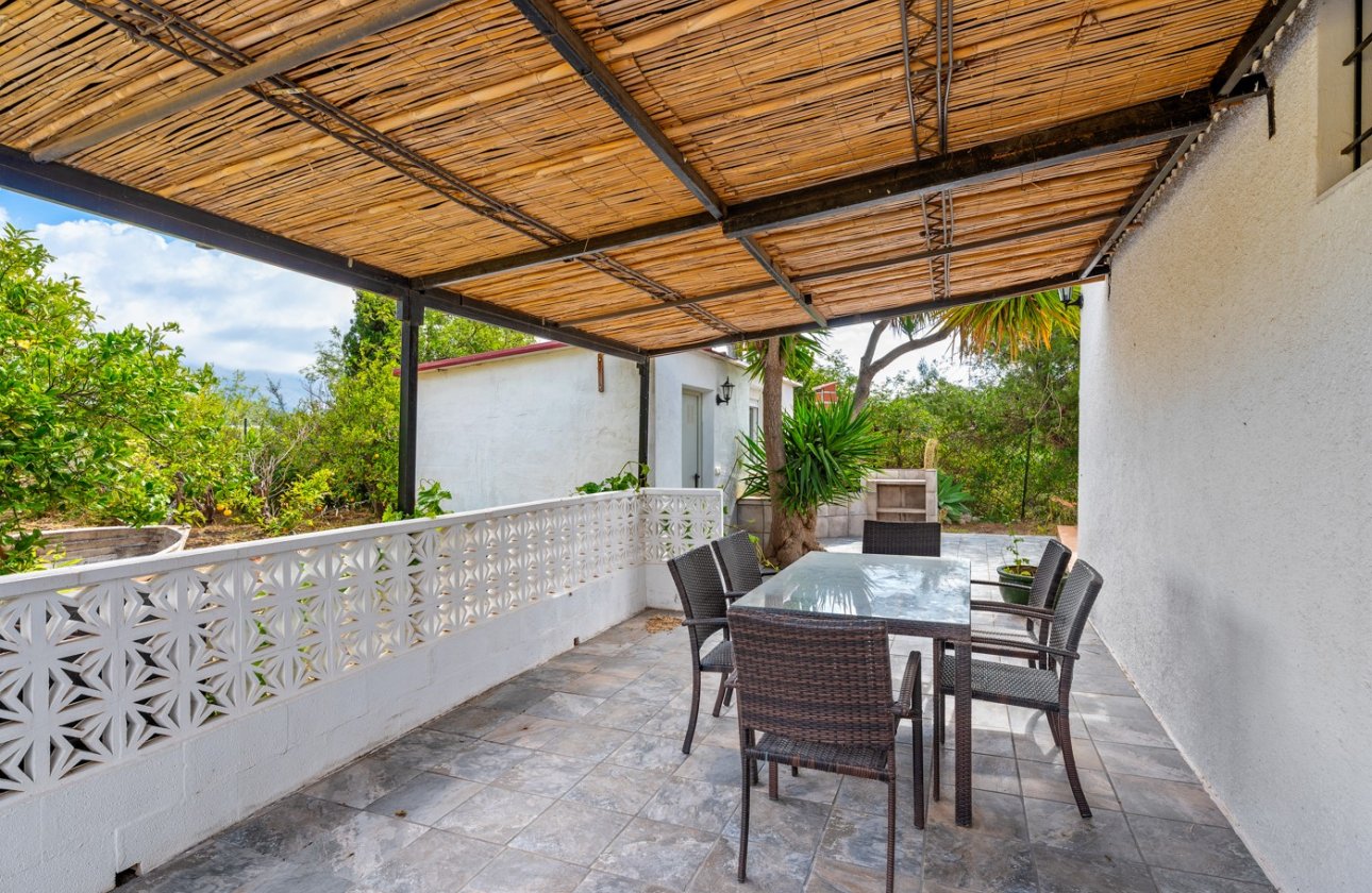 Resale - Villa - La Nucía