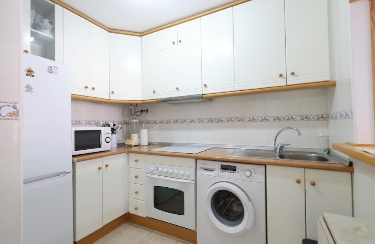 Resale - Apartment / flat - Torrevieja - La Mata