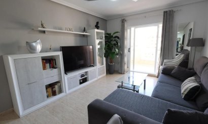 Resale - Apartment / flat - Torrevieja - La Mata
