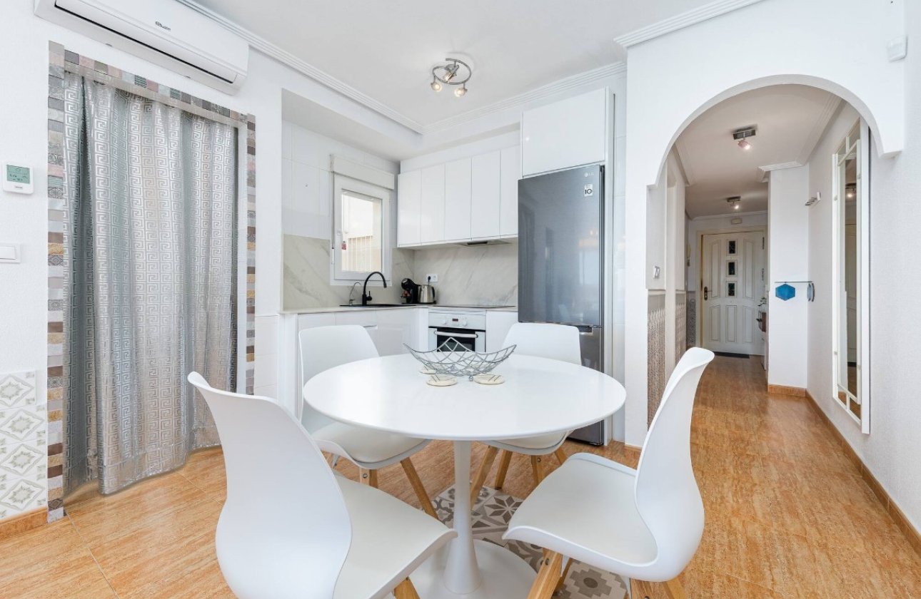 Resale - Apartment / flat - Orihuela Costa - Playa Flamenca