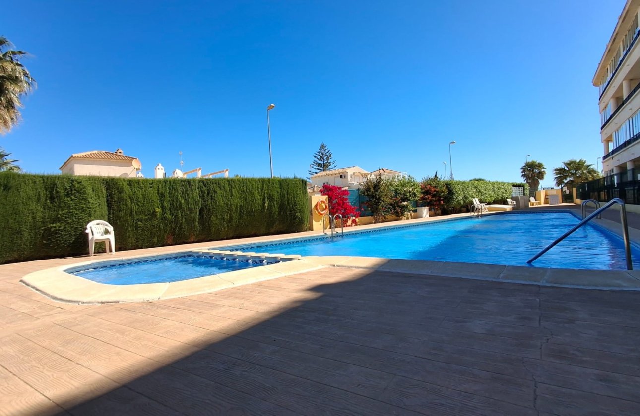 Resale - Apartment / flat - Orihuela Costa - Playa Flamenca