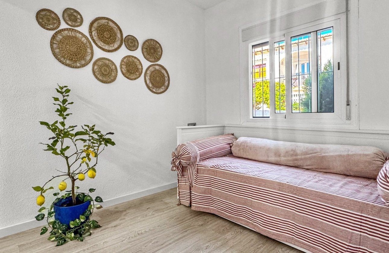 Resale - Bungalow - Torrevieja - Los Balcones