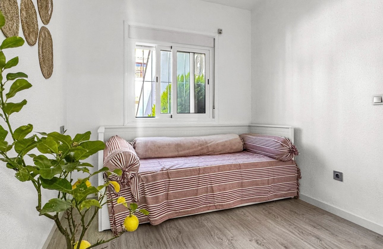 Resale - Bungalow - Torrevieja - Los Balcones