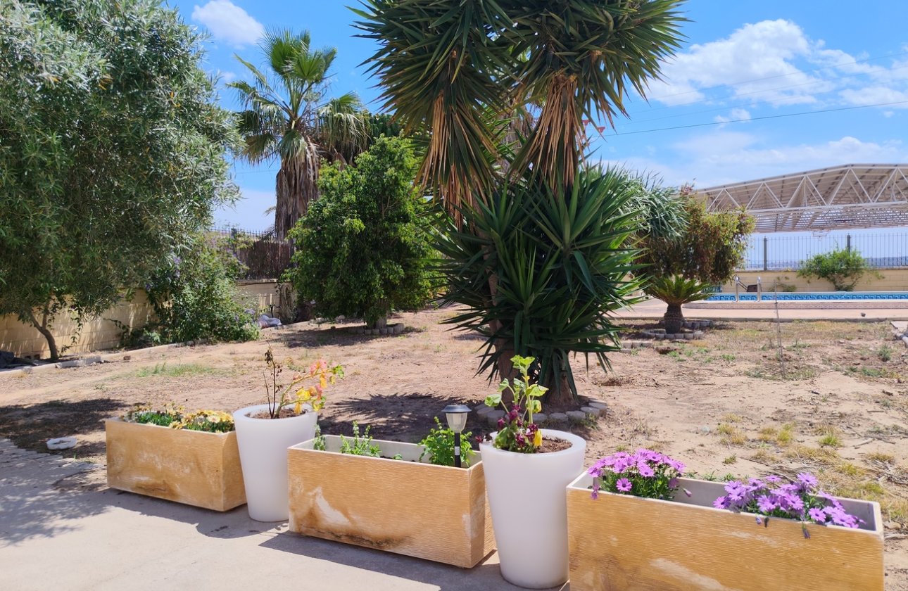 Resale - Villa - Los Montesinos