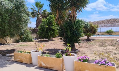 Resale - Villa - Los Montesinos